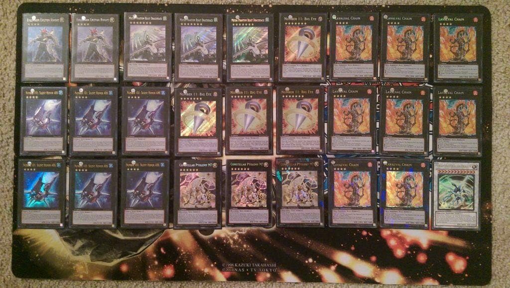 400 Premium Yugioh Trading Card Lot with 11 Holos and 25 Rares